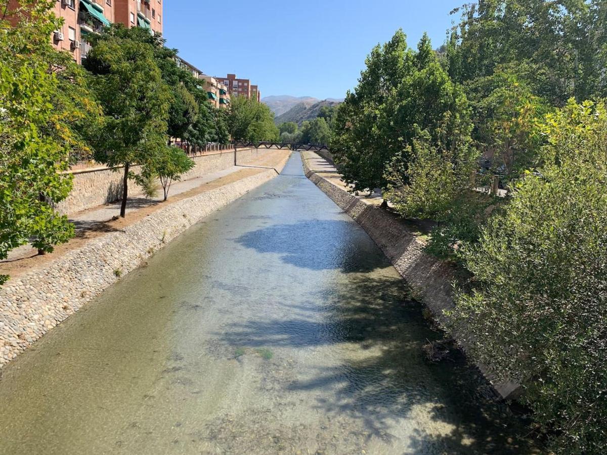 Apartamento En Granada Con Facil Aparcamiento En La Zona Экстерьер фото